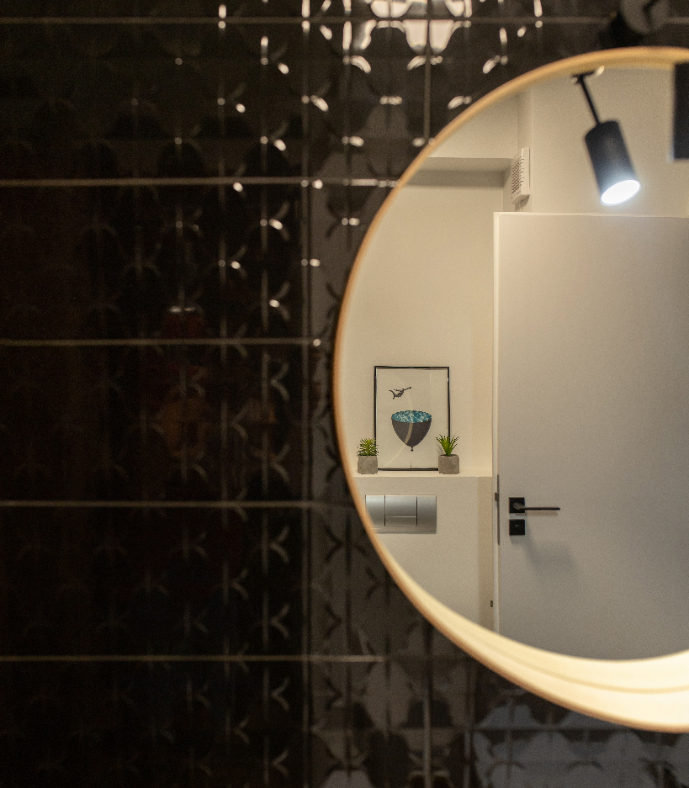 Small space, smart furniture - interior design photo