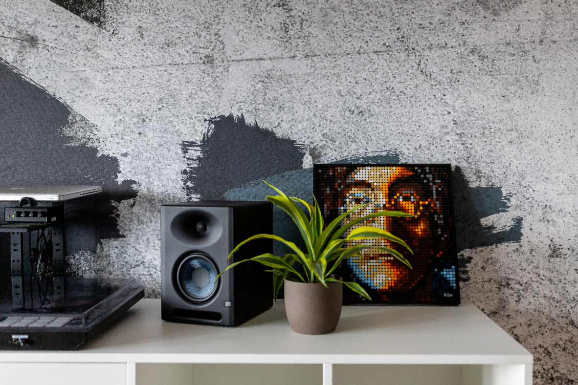 Music is my middle name - interior design photo