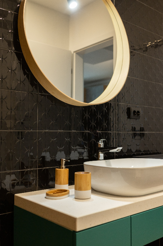 Small space, smart furniture - interior design photo