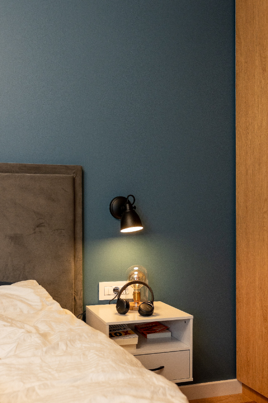 Industrial with a twist - interior design photo