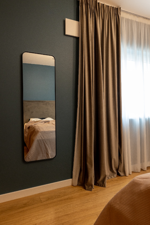 Industrial with a twist - interior design photo