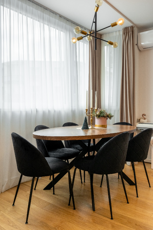 Industrial with a twist - interior design photo