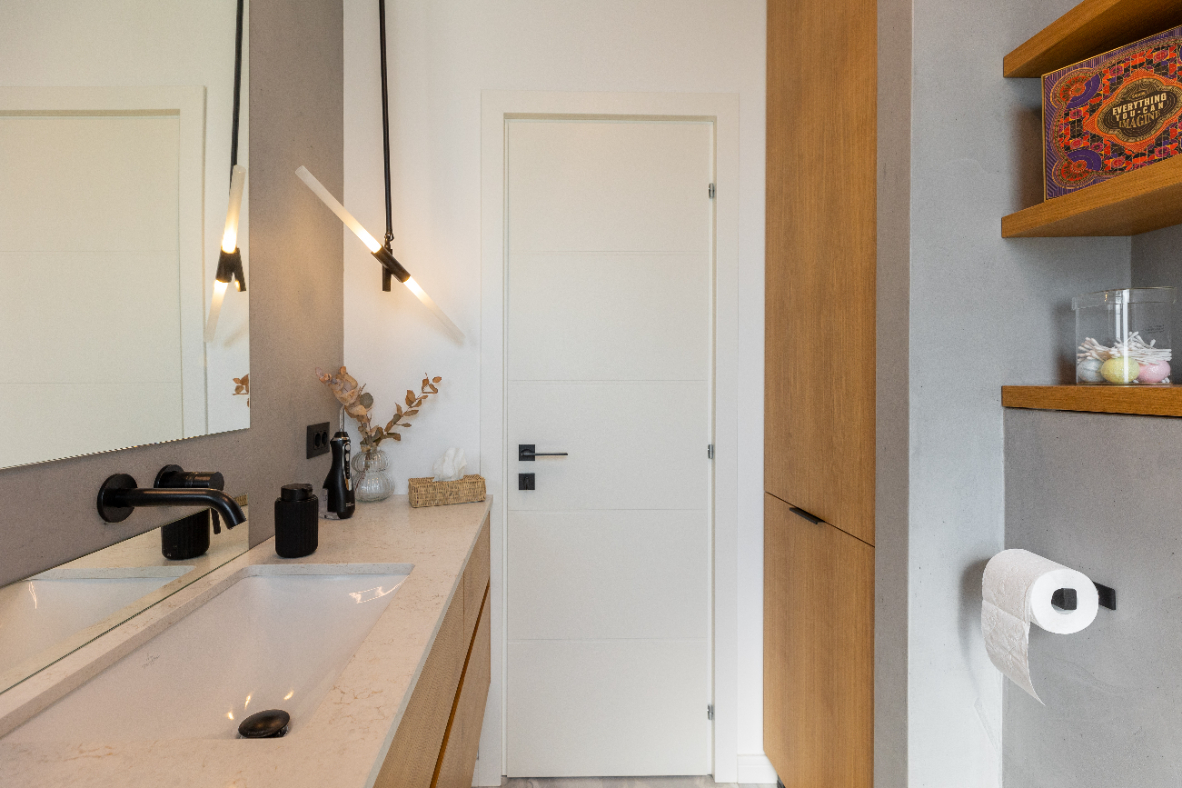 Brancusi Inspired House - interior design photo