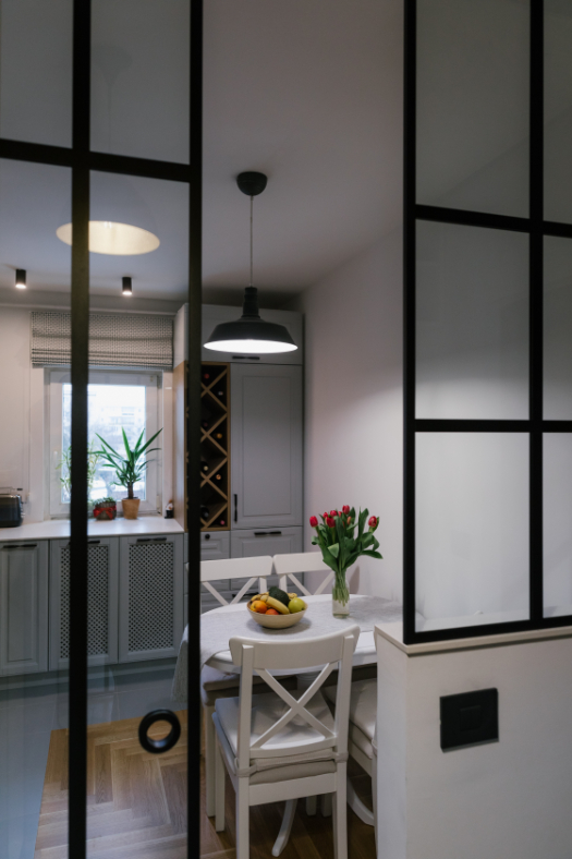 Shabby on so many levels - interior design photo