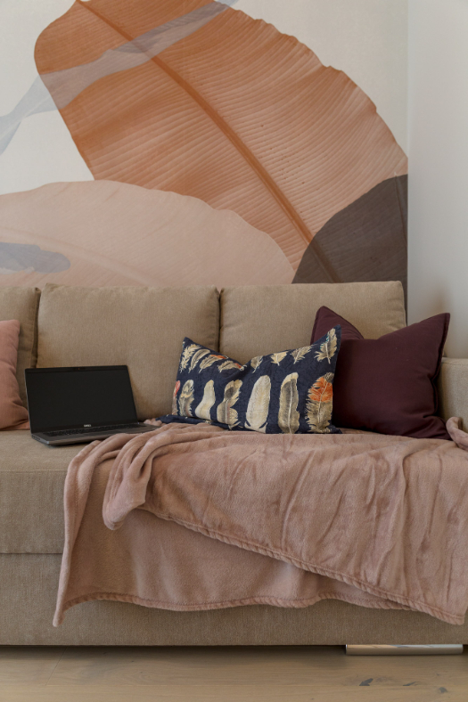 Book poetry - interior design photo