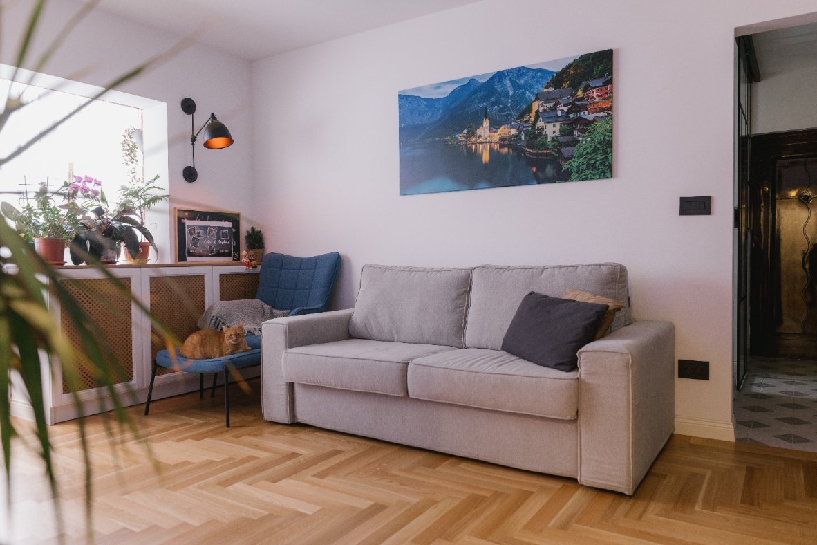 Shabby on so many levels - interior design photo